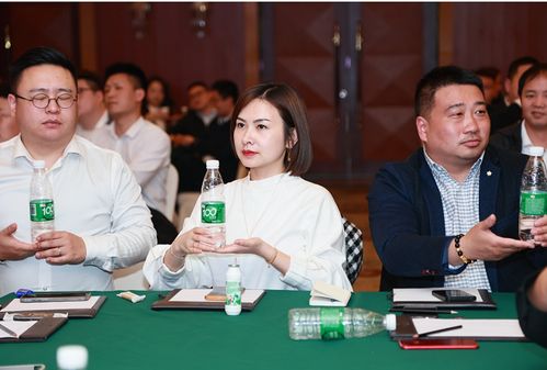 李亞晶 2021 宜昌人福 重慶團隊員工禮儀培訓(xùn)