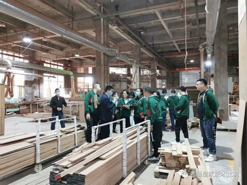 老緬皇家原木定制 貴陽與武漢團隊赴重慶工廠參觀學(xué)習(xí)交流